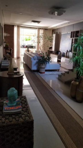 confortável suíte na zona Sul